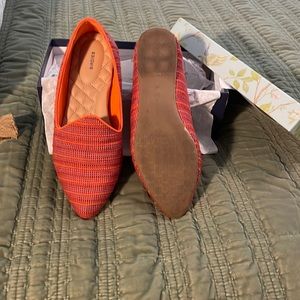 Birdies sangria stripe the heron. Great used condition.